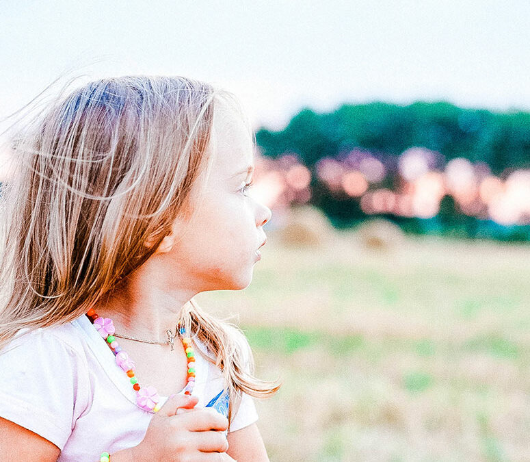 How to Incorporate Sensory Experiences into Everyday Play During the Summer